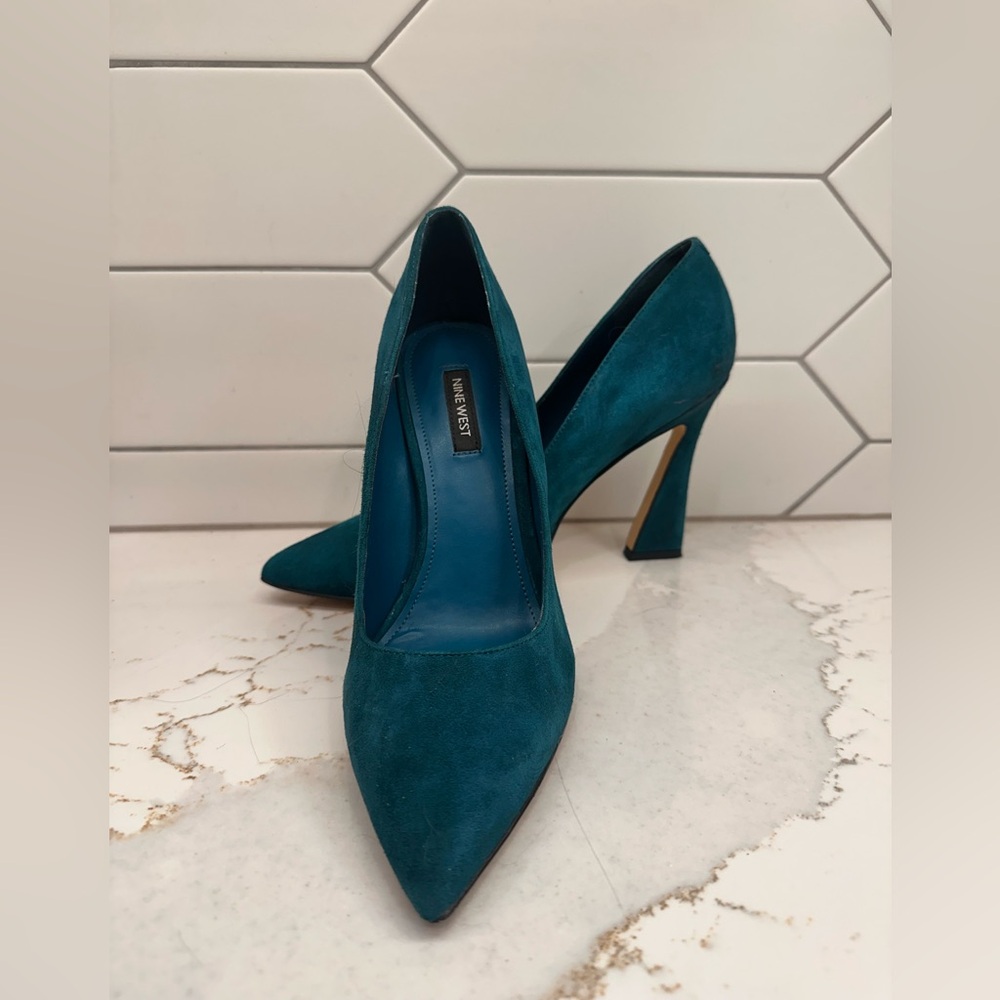 Nine West Women's Suede Teal Pumps